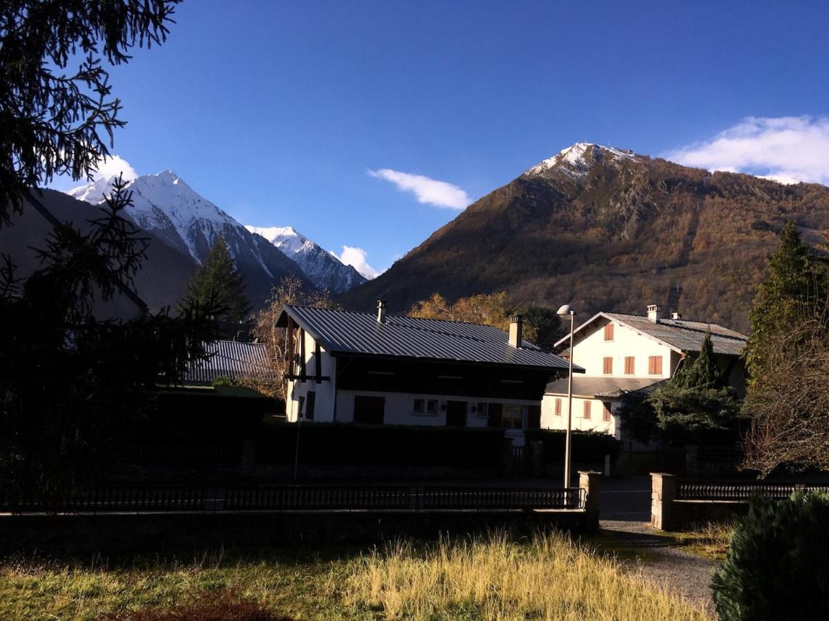 T2 Centre Village: Mountain View Chalet with Covered Terrace Saint-Lary-Soulan Exterior photo